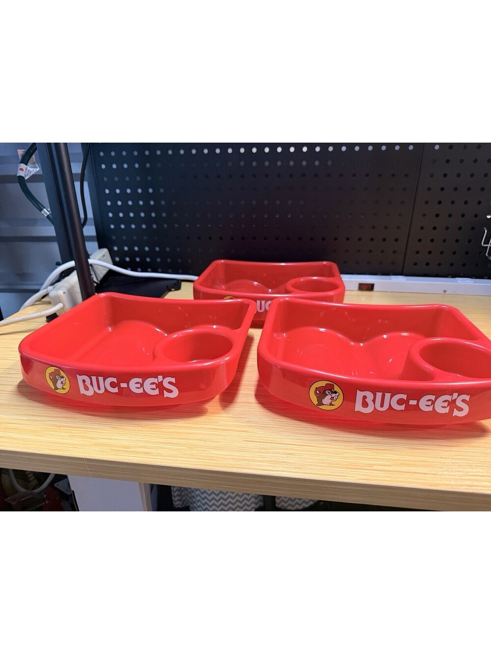 3 Buc-ee's Kids Red Snack Trays With Built In Cup Holders *